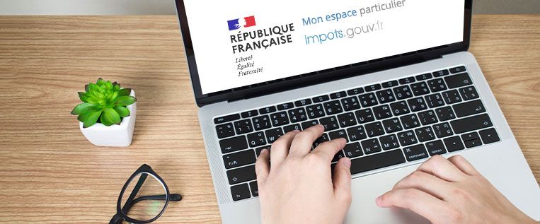 Le récapitulatif du montant à déclarer aux impôts est sur votre Espace agent